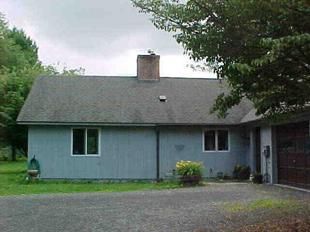 Building photograph for 252 UNDERMOUNTAIN ROAD